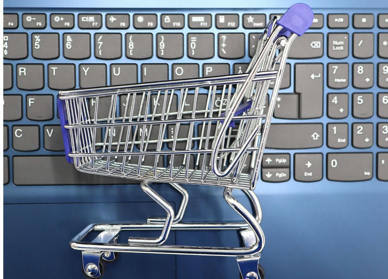 Aturan Baru E-Commerce, Platform Tak Bisa Sembarangan Naikkan Biaya Layanan