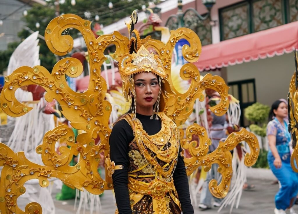 Solo Batik Carnival 2026 Tampilkan Keindahan Batik Nusantara dalam Parade Spektakuler - FotoBerita.com