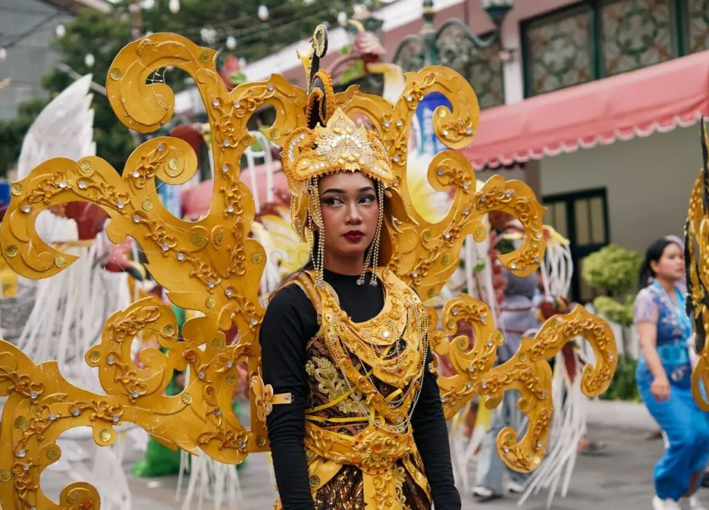 Solo Batik Carnival 2026 Tampilkan Keindahan Batik Nusantara dalam Parade Spektakuler - FotoBerita.com