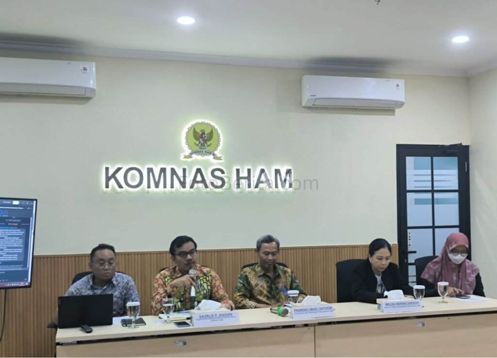 Komnas HAM Dorong Penguatan Bantuan bagi Pengungsi Papua Tengah - FotoBerita.com