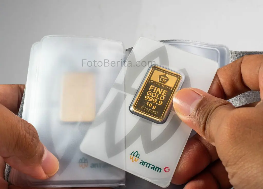 Harga Emas Pegadaian Jumat: Antam Rp2,639 Juta per Gram