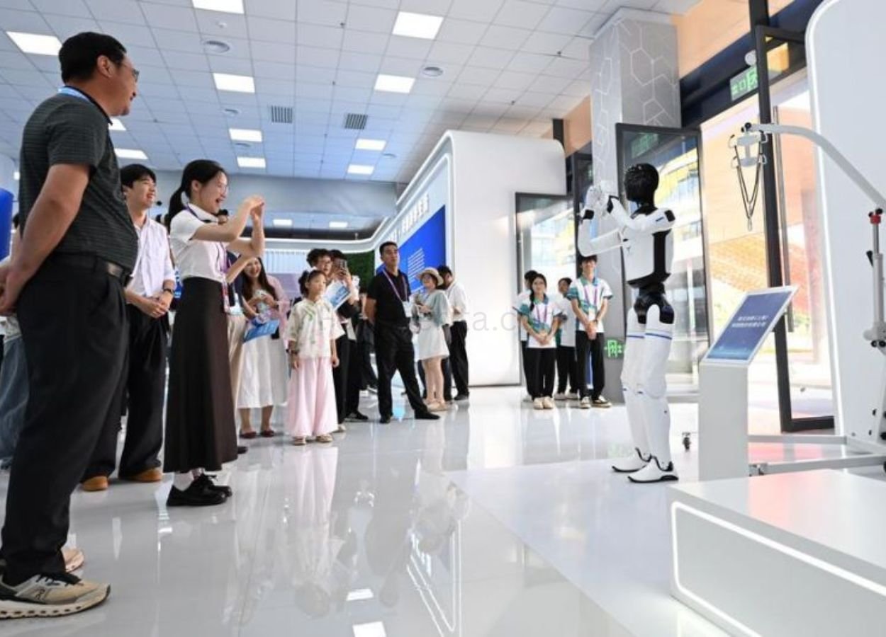 Produk AI Jadi Sorotan di Pameran China-ASEAN Guangxi - FotoBerita.com